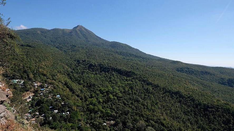 07-mount popa_29